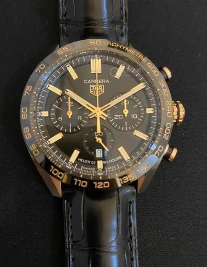 泰格豪雅手表表盖出现划痕怎么修复呢？
